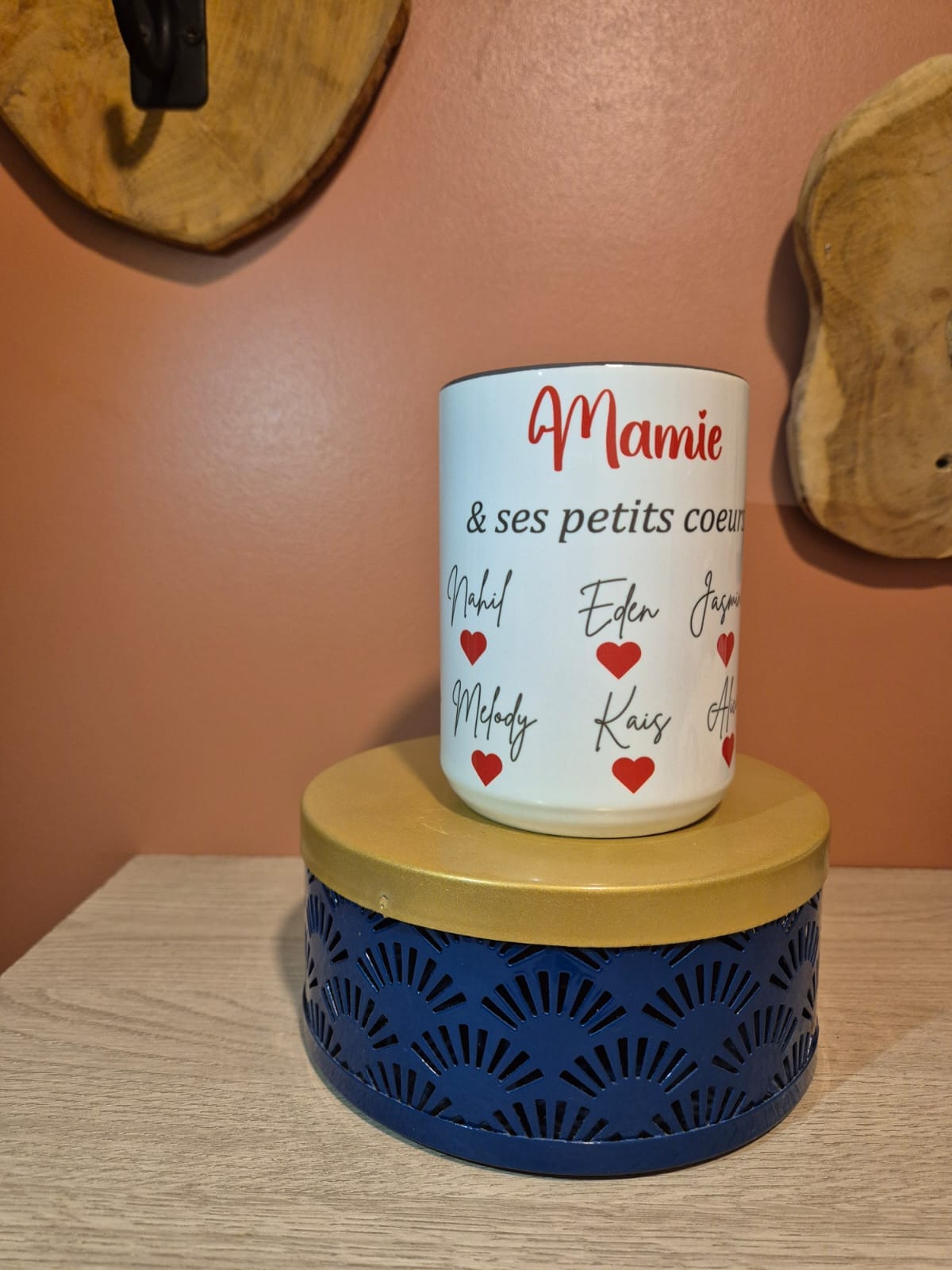 Tasse Mamie et ses petits cœurs