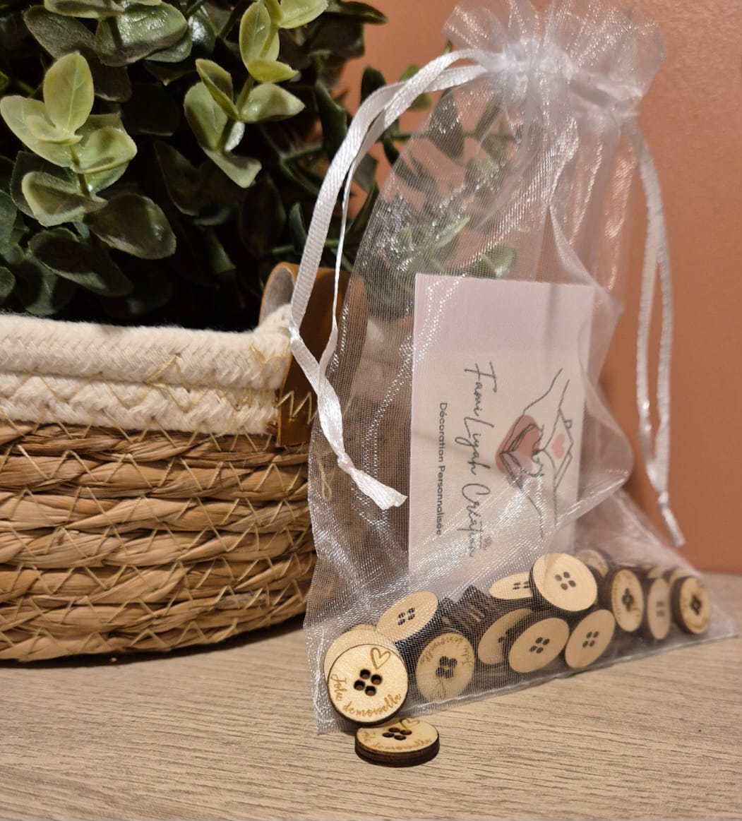 Boutons personnalisés en bois